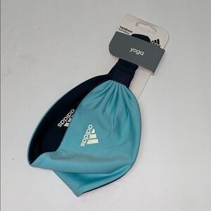 New Adidas reversible yoga headband